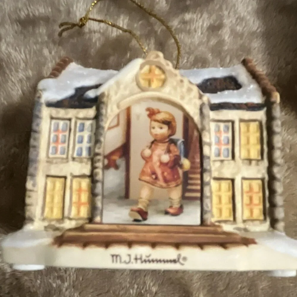 Hummel Bavarian Village 3 Ornaments / Light Covers Goebel 2000 Never Used Mint